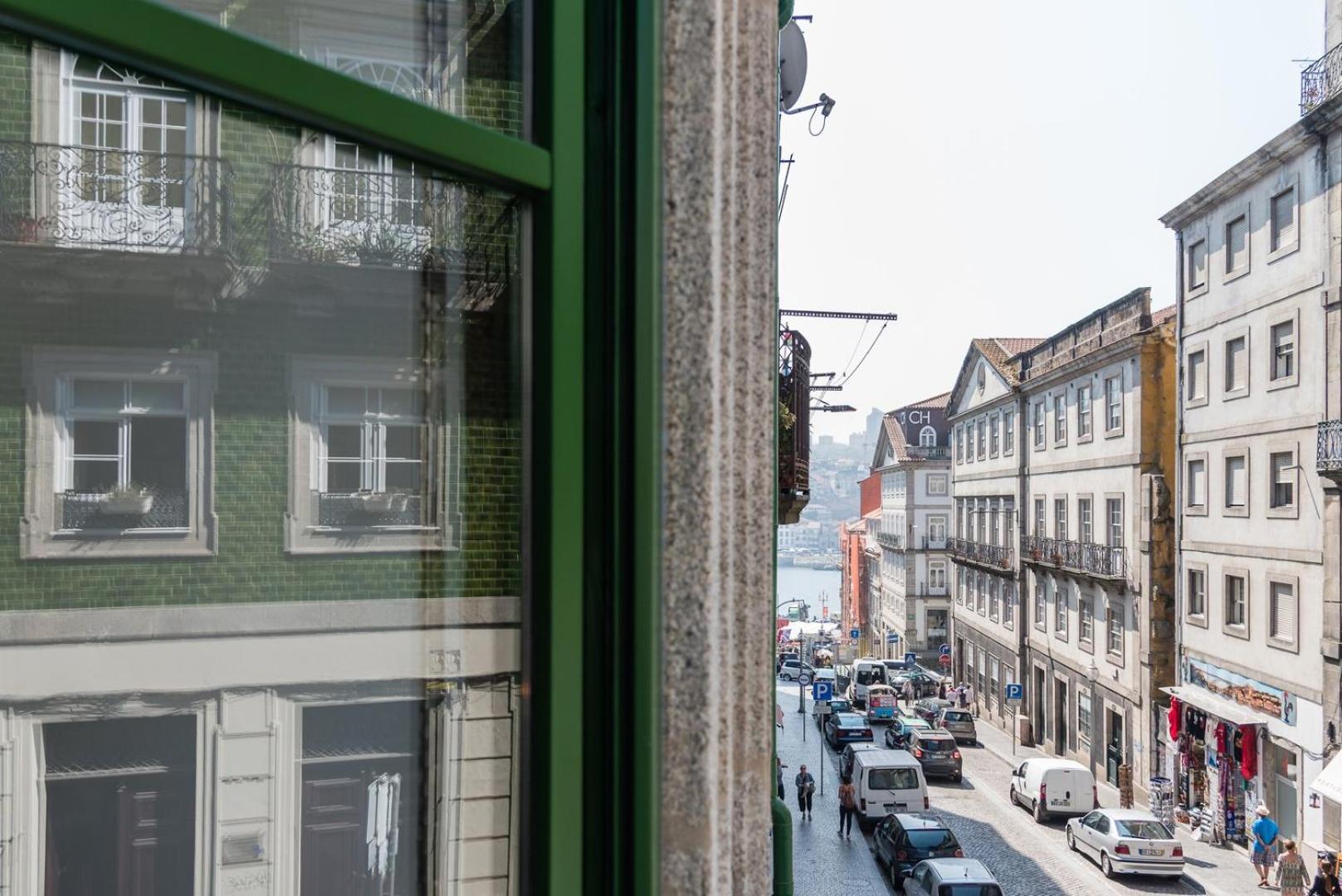 Guestready - Mezuzah Green Porto Bagian luar foto