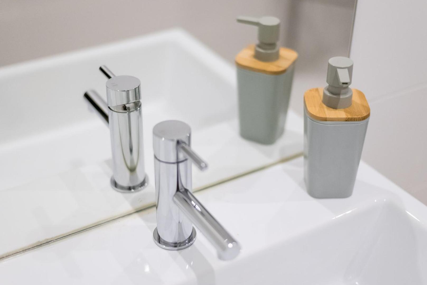 Guestready - Mezuzah Green Porto Bagian luar foto