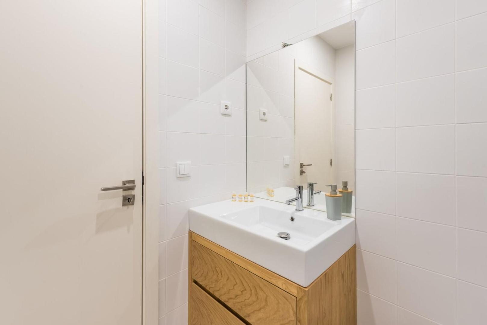 Guestready - Mezuzah Green Porto Bagian luar foto